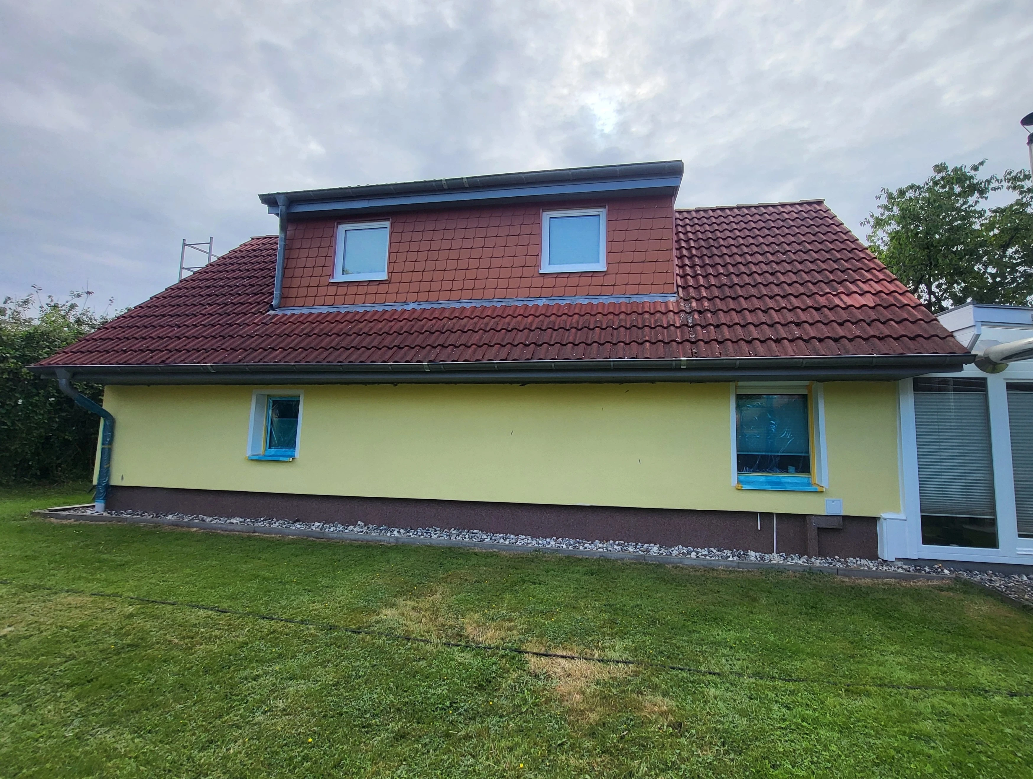 Doppel-Beschichtung - Rot auf Anthrazit